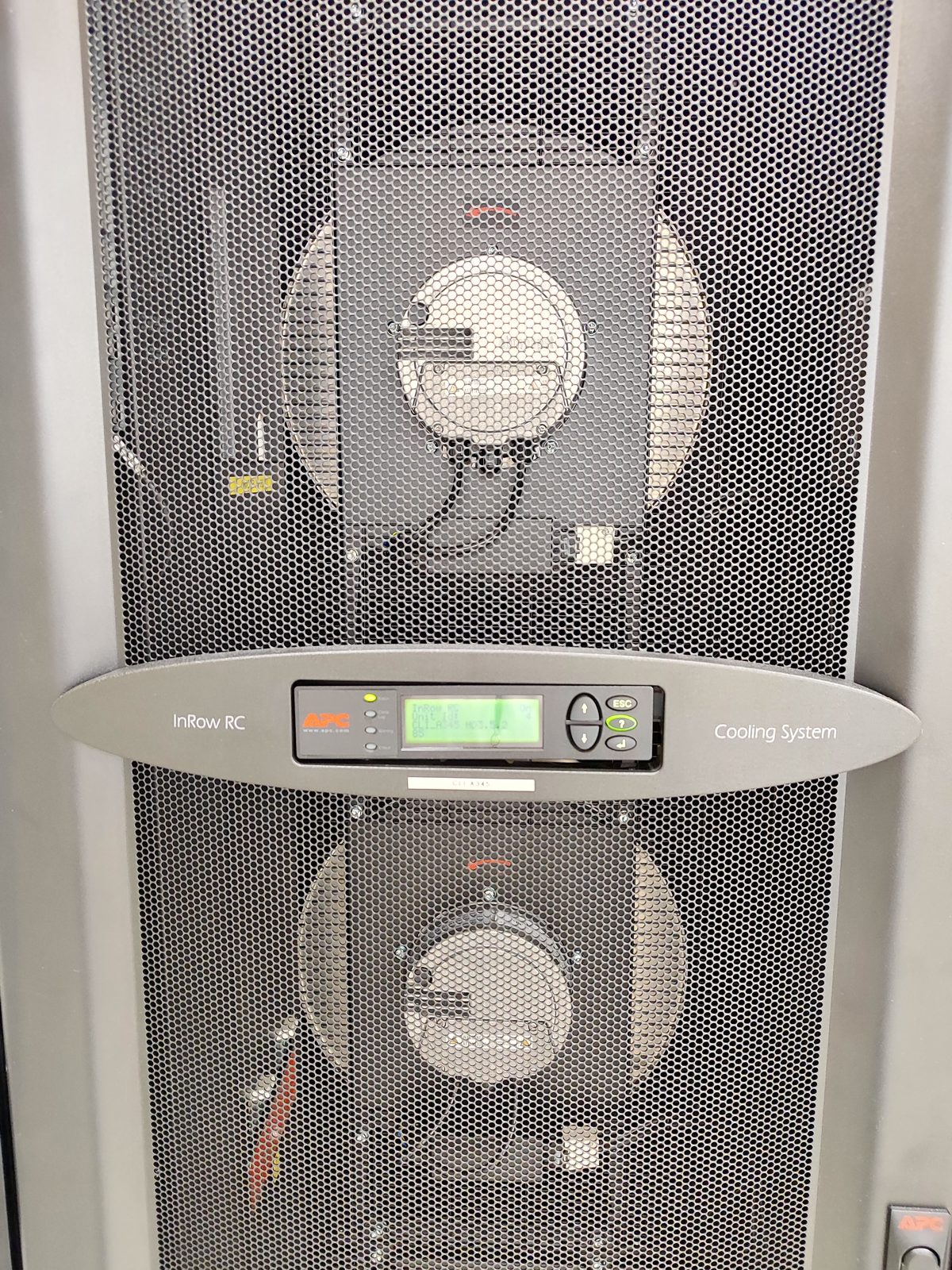 Cooling installation in the high-density room of AlpineDC's private suites in Crissier